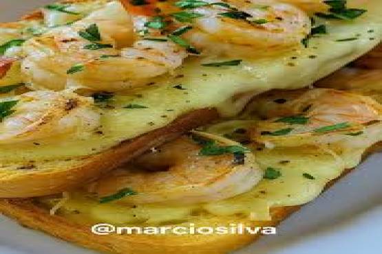 Camarão ao Alho (servido com fatias de Pão)